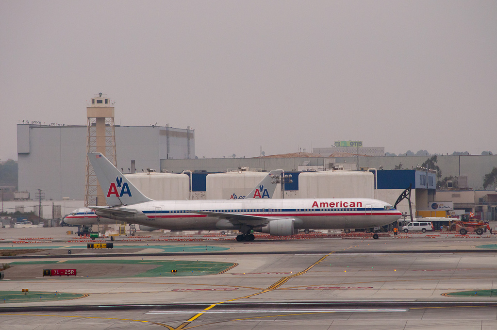 Photo of American Airlines N346AN, Boeing 767-300