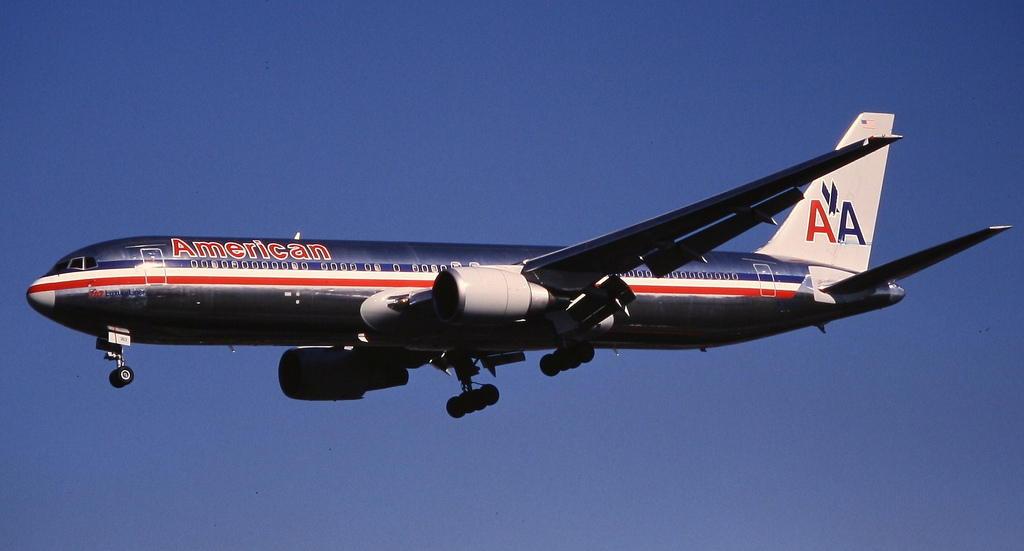 Photo of American Airlines N353AA, Boeing 767-300