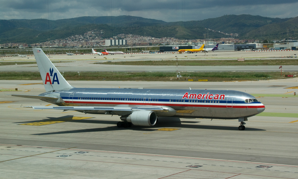 Photo of American Airlines N354AA, Boeing 767-300