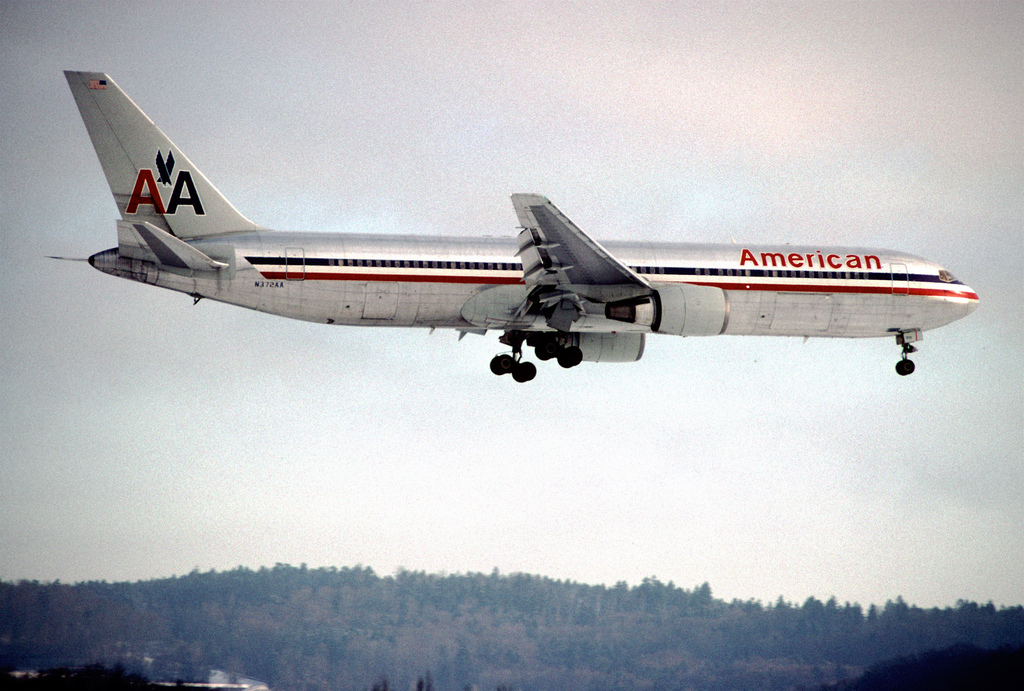Photo of American Airlines N372AA, Boeing 767-300