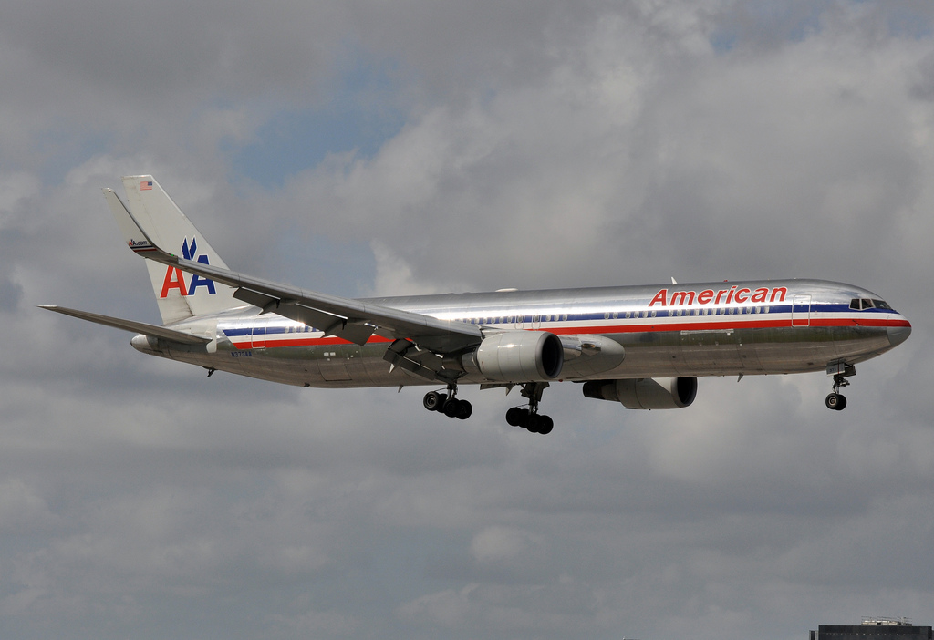 Photo of American Airlines N373AA, Boeing 767-300