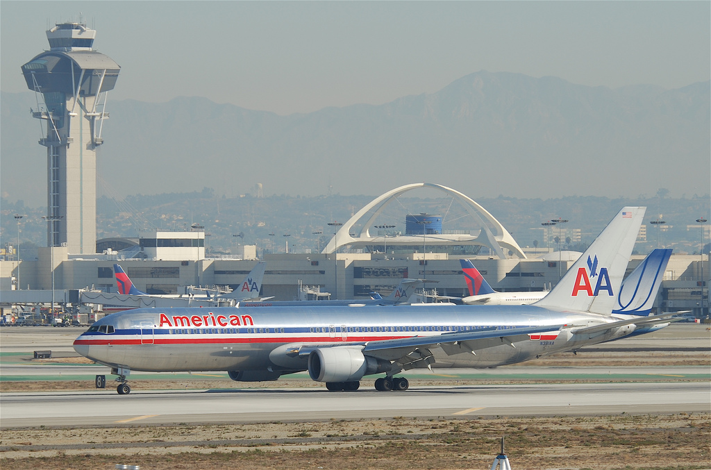 Photo of American Airlines N391AA, Boeing 767-300