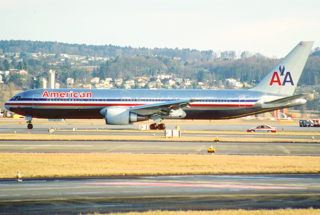 Photo of American Airlines N39356, Boeing 767-300