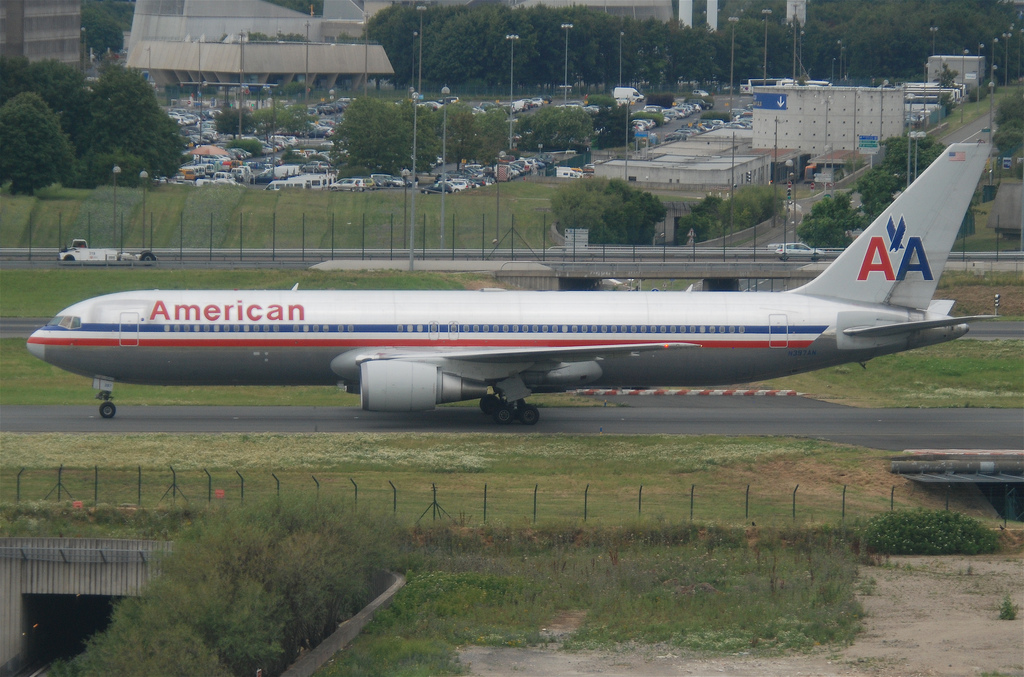 Photo of American Airlines N397AN, Boeing 767-300