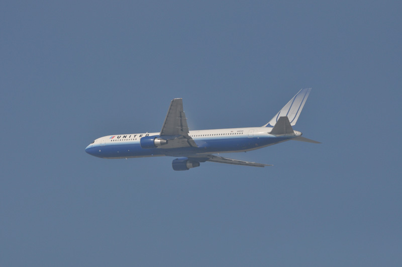 Photo of United N661UA, Boeing 767-300