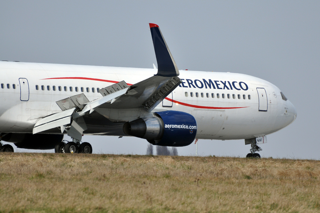 Photo of Aeromexico XA-MAT, Boeing 767-300