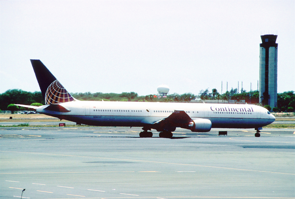 Photo of United N59053, Boeing 767-400