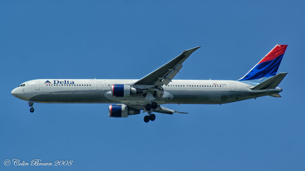 Photo of Delta Airlines N843MH, Boeing 767-400