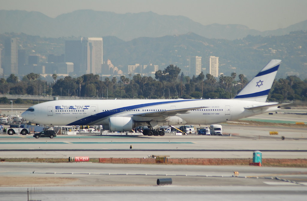 Photo of El Al 4X-ECC, Boeing 777-200