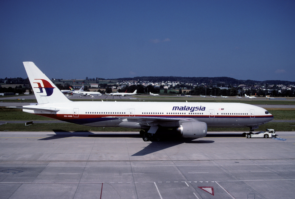 Photo of Malaysia Airlines 9M-MRD, Boeing 777-200