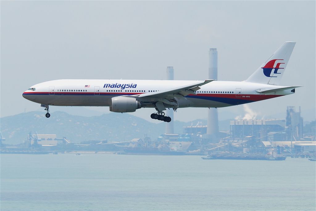 Photo of Malaysia Airlines 9M-MRE, Boeing 777-200