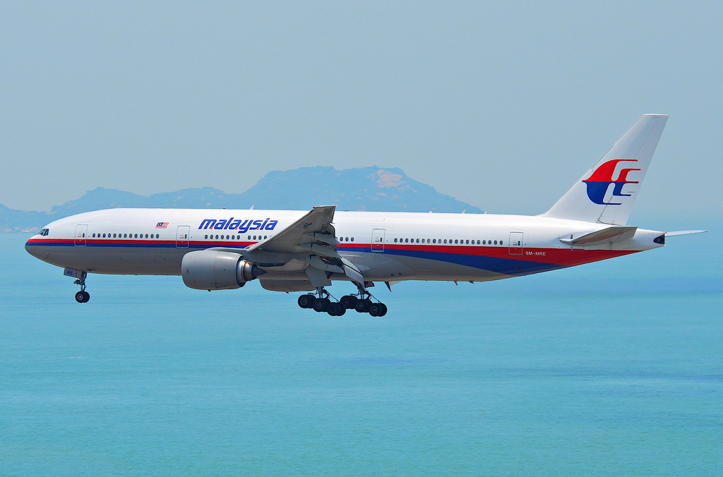 Photo of Malaysia Airlines 9M-MRE, Boeing 777-200