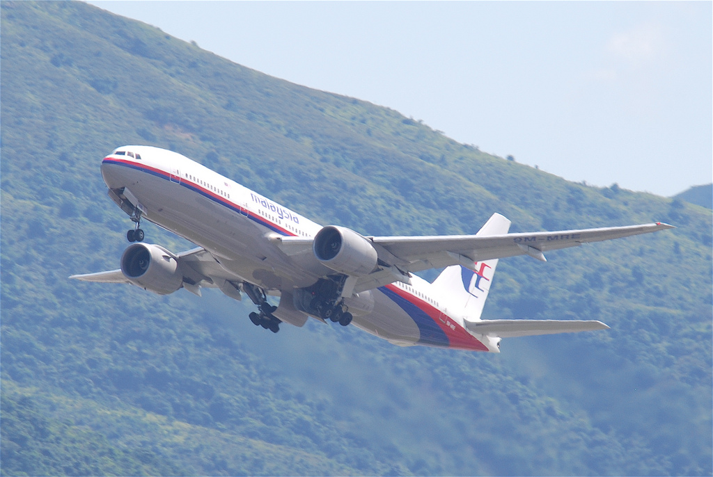 Photo of Malaysia Airlines 9M-MRE, Boeing 777-200