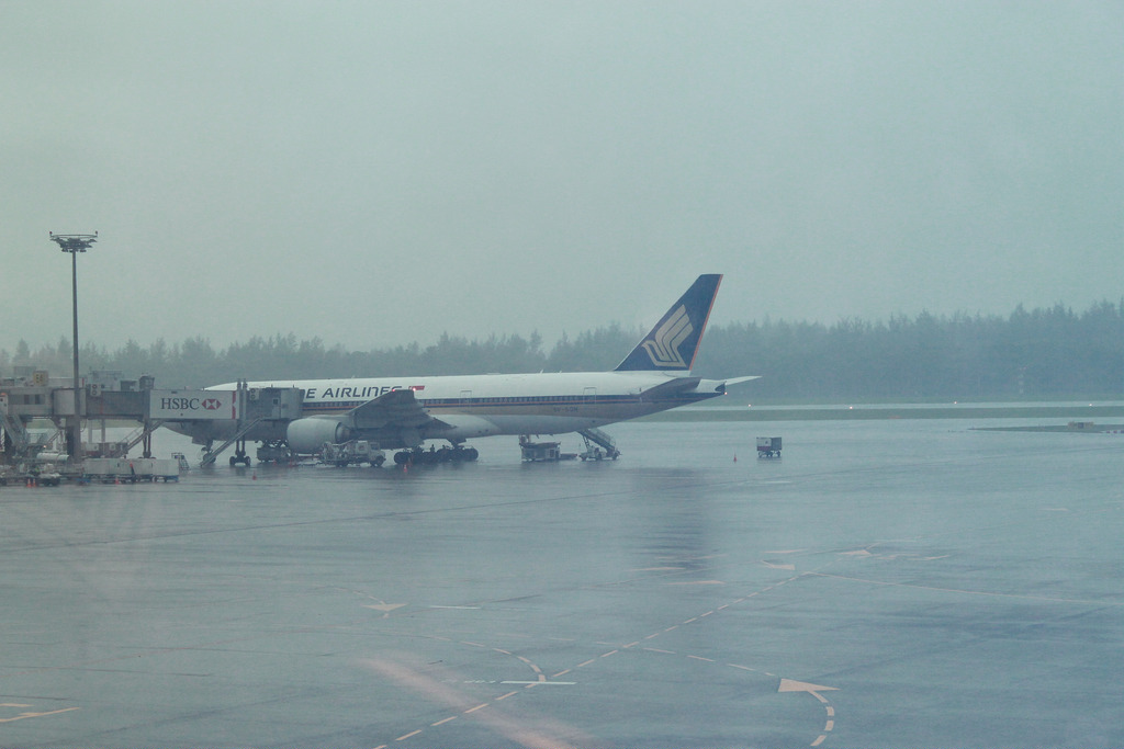 Photo of Singapore Airlines 9V-SQN, Boeing 777-200