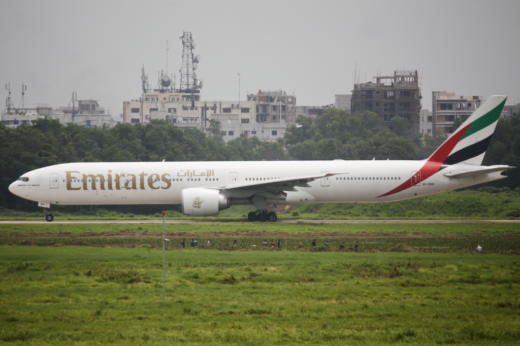 Photo of Emirates Airlines A6-EBH, Boeing 777-300