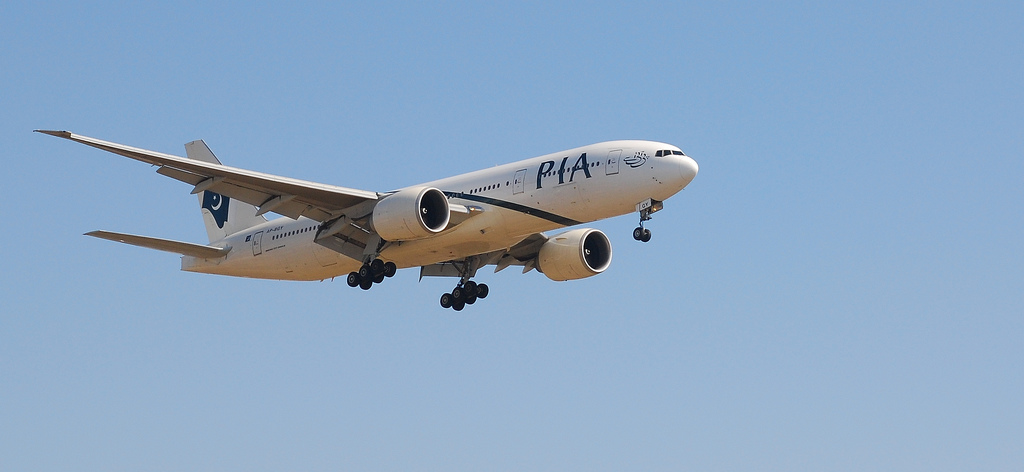 Photo of PIA Pakistan International Airlines AP-BGY, Boeing 777-200
