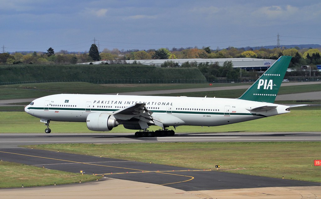 Photo of PIA Pakistan International Airlines AP-BMG, Boeing 777-200