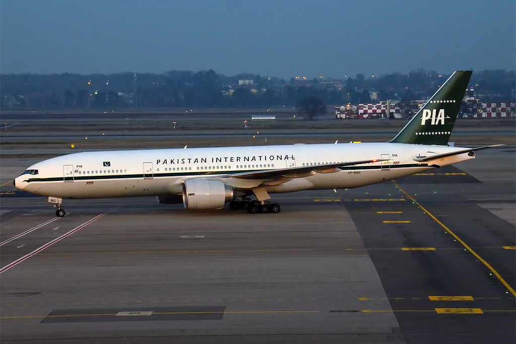 Photo of PIA Pakistan International Airlines AP-BMG, Boeing 777-200