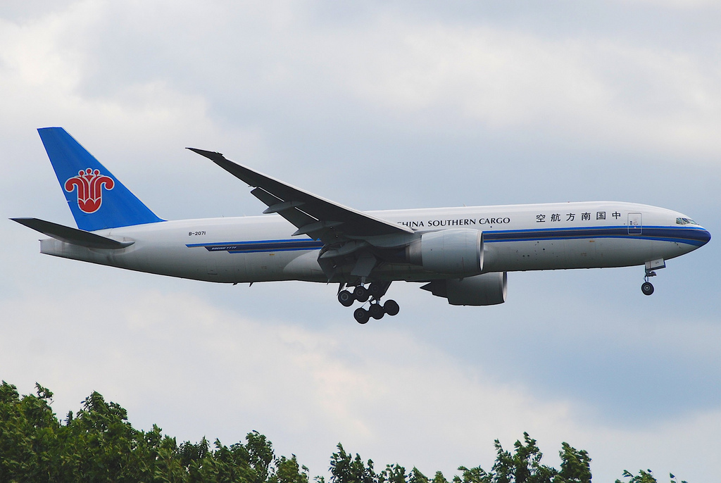 Photo of China Southern Airlines B-2071, Boeing 777-200