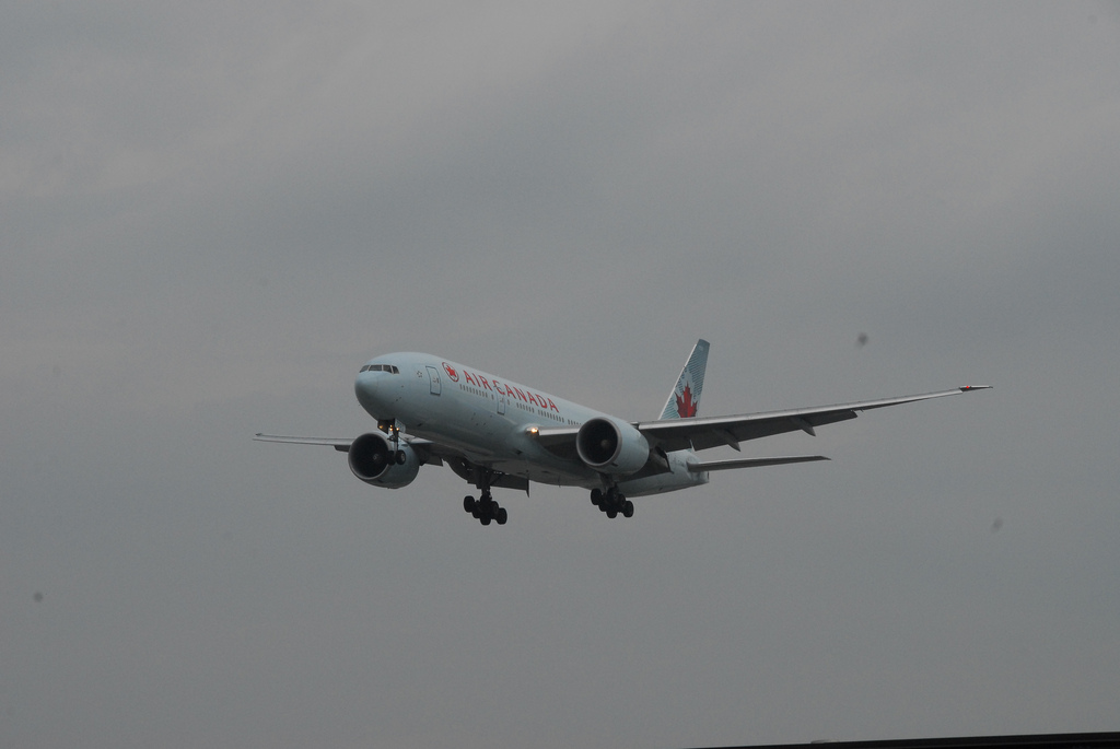 Photo of Air Canada C-FNND, Boeing 777-200