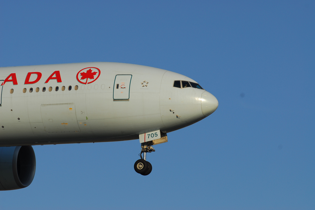 Photo of Air Canada C-FNND, Boeing 777-200