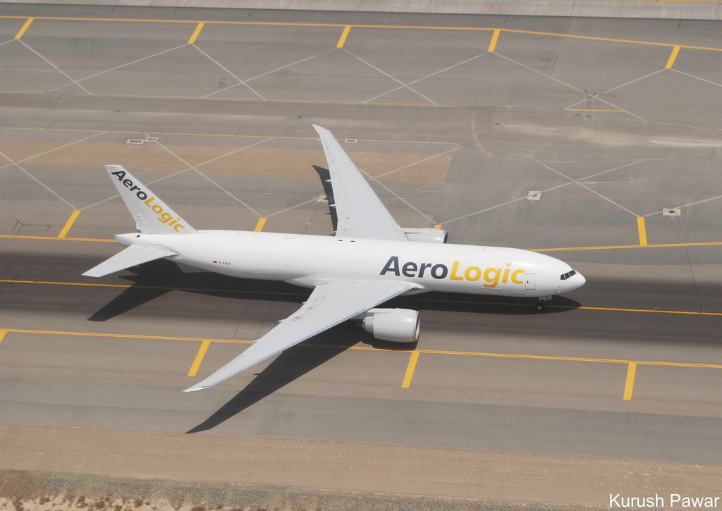 Photo of Aerologic D-AALB, Boeing 777-200