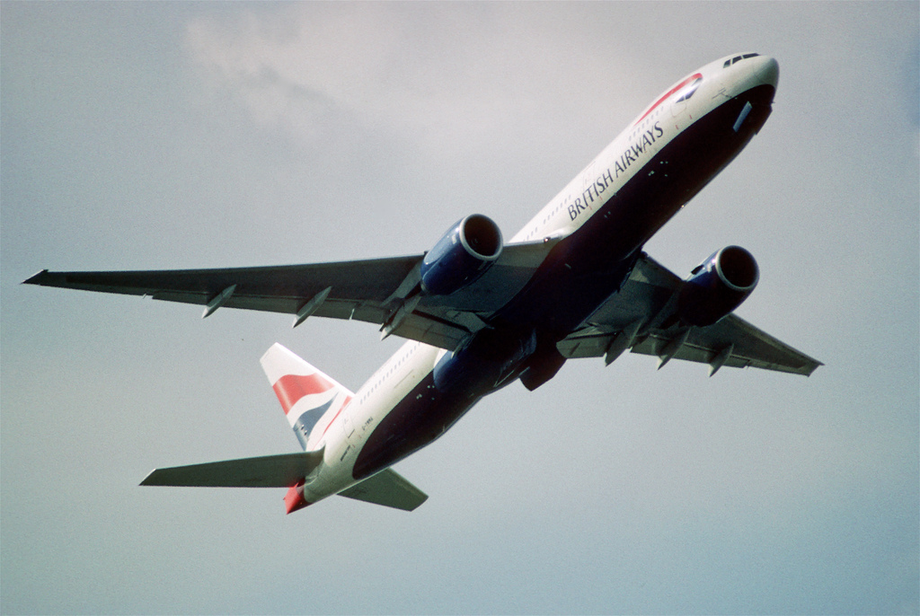 Photo of British Airways G-YMMA, Boeing 777-200