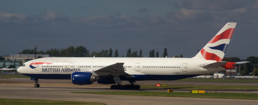 Photo of British Airways G-YMMD, Boeing 777-200