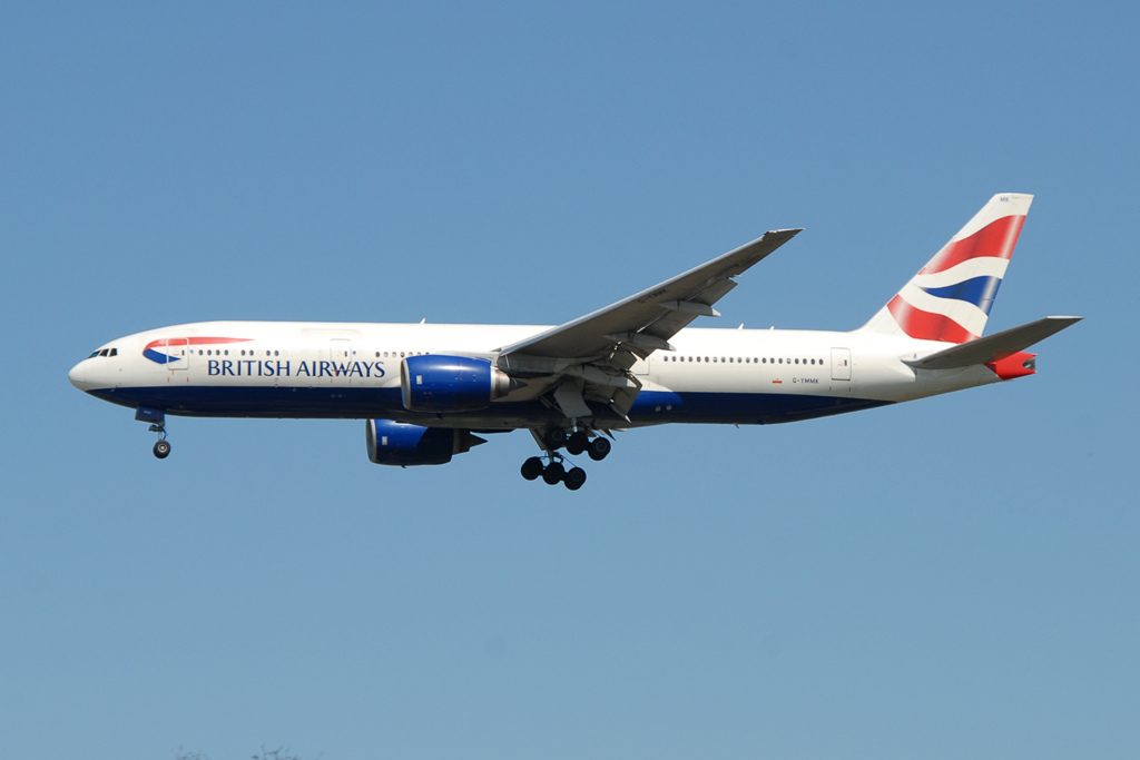 Photo of British Airways G-YMMK, Boeing 777-200