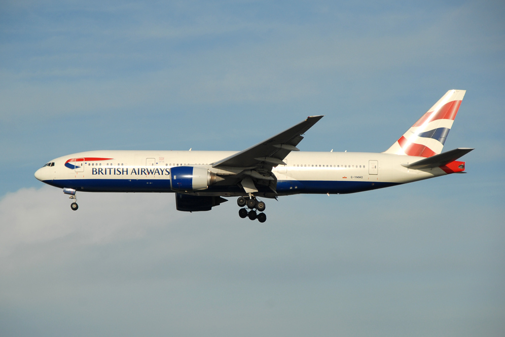 Photo of British Airways G-YMMO, Boeing 777-200