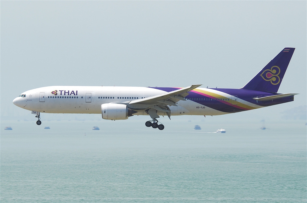 Photo of Thai Airways HS-TJD, Boeing 777-200