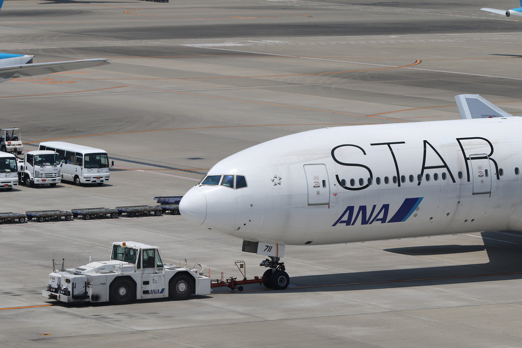 Photo of ANA All Nippon Airways JA711A, Boeing 777-200