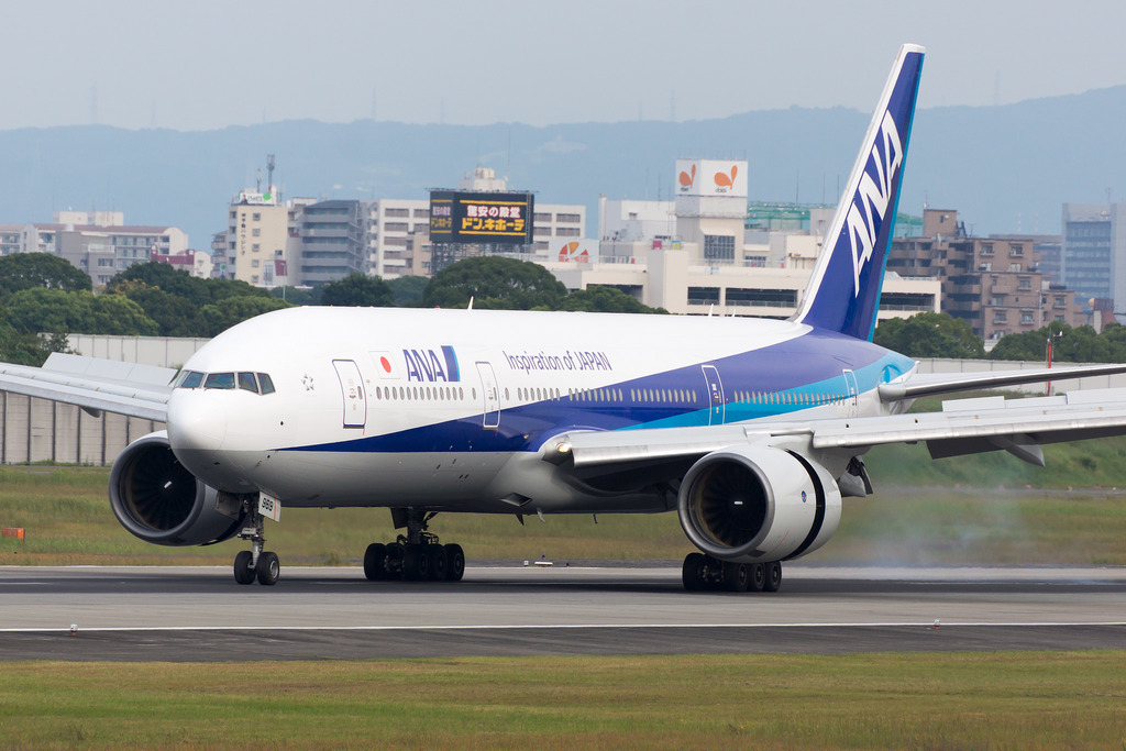 Photo of ANA All Nippon Airways JA8969, Boeing 777-200
