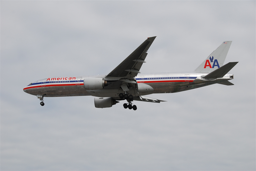 Photo of American Airlines N770AN, Boeing 777-200