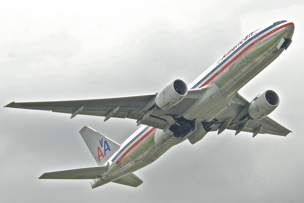 Photo of American Airlines N771AN, Boeing 777-200