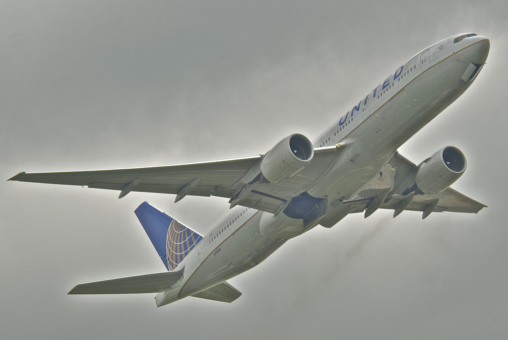 Photo of United N781UA, Boeing 777-200