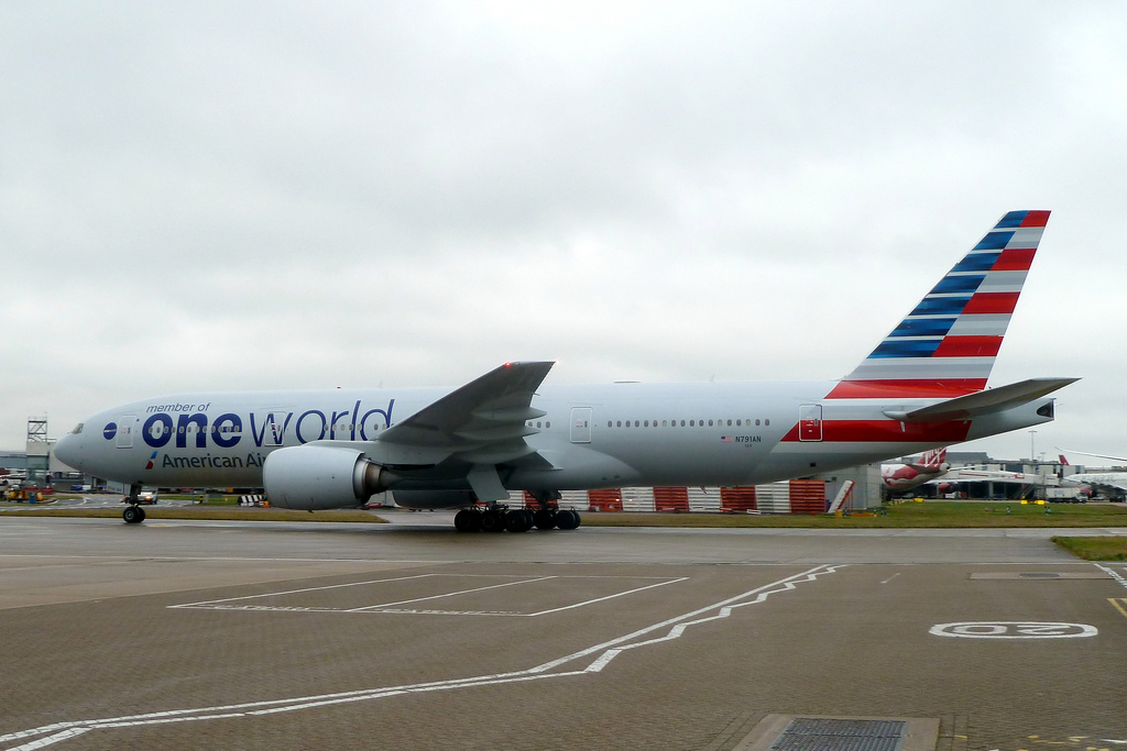Photo of American Airlines N791AN, Boeing 777-200