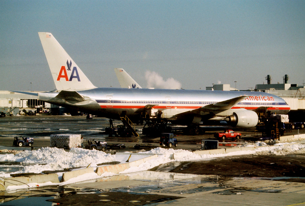 Photo of American Airlines N792AN, Boeing 777-200