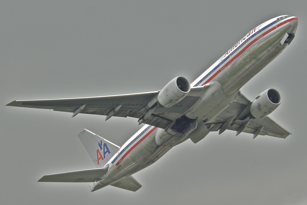 Photo of American Airlines N797AN, Boeing 777-200