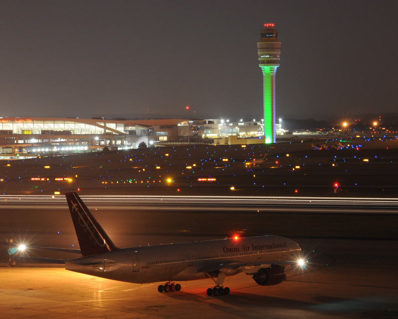 Photo of Omni Air International N918AX, Boeing 777-200