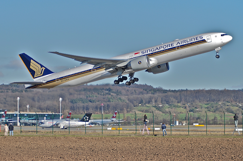 Photo of Singapore Airlines 9V-SWA, Boeing 777-300
