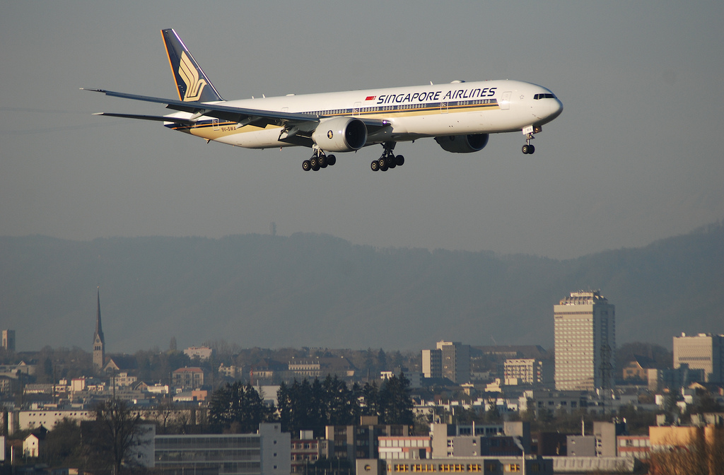 Photo of Singapore Airlines 9V-SWA, Boeing 777-300