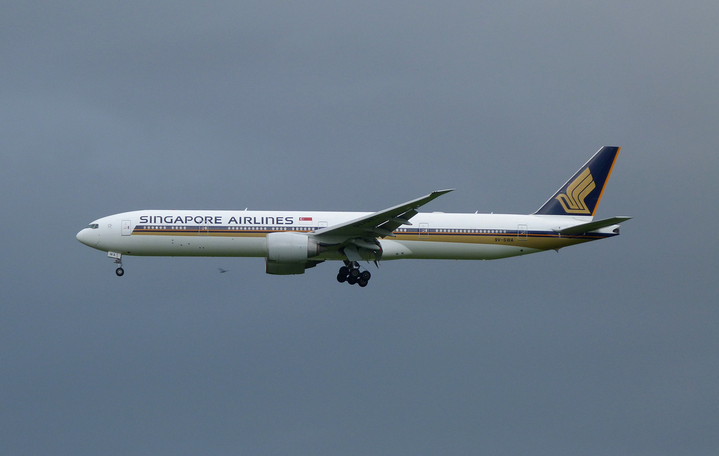Photo of Singapore Airlines 9V-SWA, Boeing 777-300