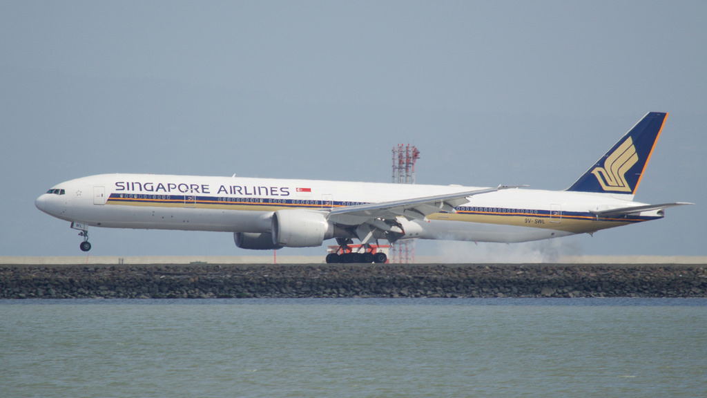 Photo of Singapore Airlines 9V-SWL, Boeing 777-300