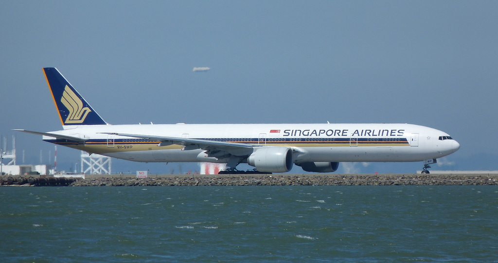 Photo of Singapore Airlines 9V-SWP, Boeing 777-300