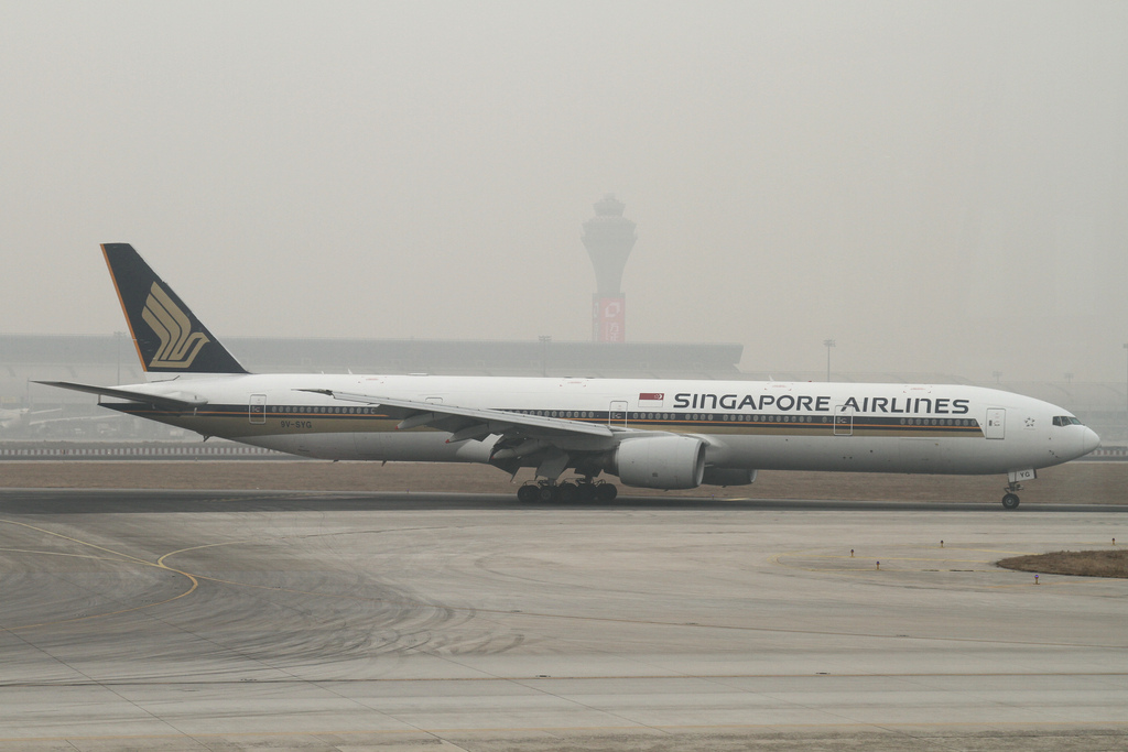 Photo of Singapore Airlines 9V-SYG, Boeing 777-300