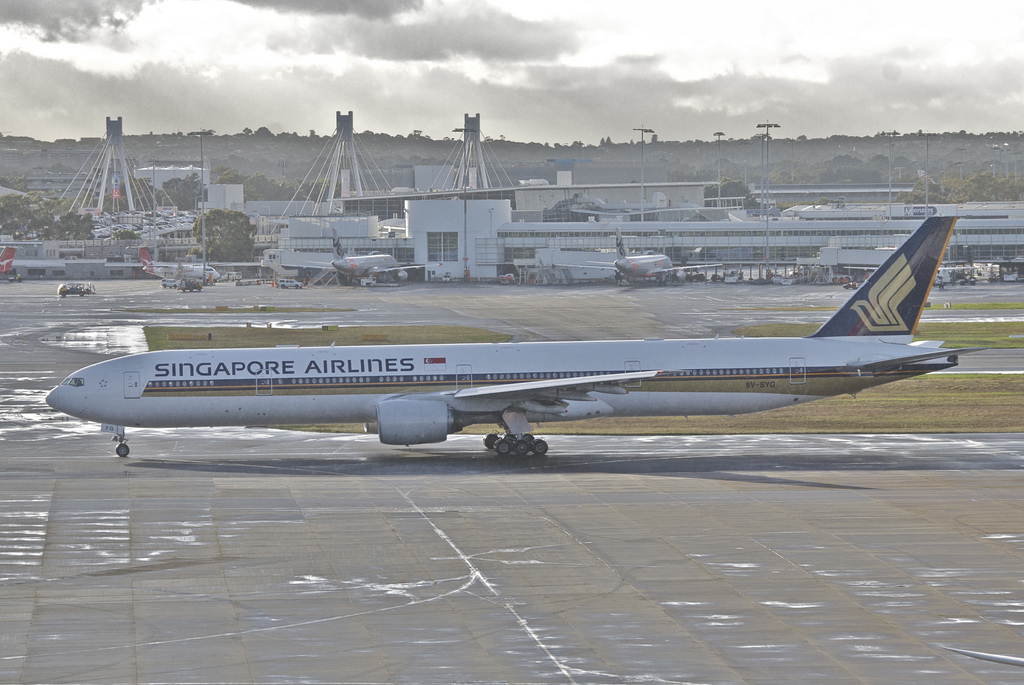 Photo of Singapore Airlines 9V-SYG, Boeing 777-300
