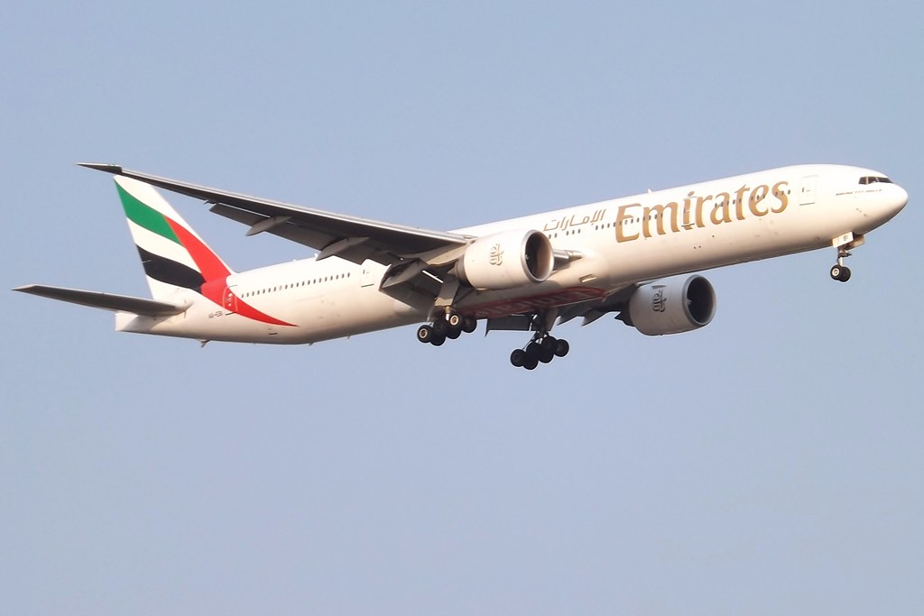 Photo of Emirates Airlines A6-EBI, Boeing 777-300