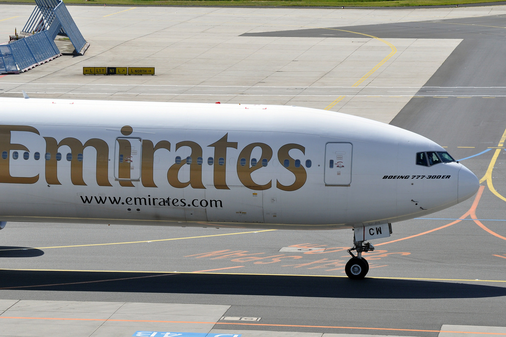 Photo of Emirates Airlines A6-ECW, Boeing 777-300