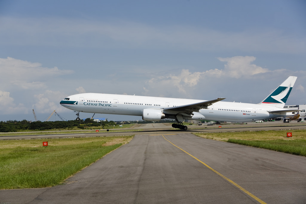 Photo of Cathay Pacific B-HNP, Boeing 777-300